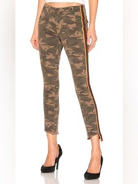 Pam & Gela Camo Side Stripe Pants Size 29 Army Green Crop Raw Hem Utility